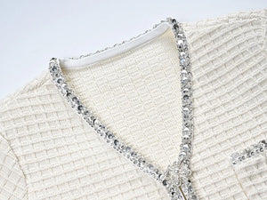Cardigan décontracté d'hiver automne 2025 pour femmes, pull tricoté avec col en V, manches longues, strass et simple boutonnage.
