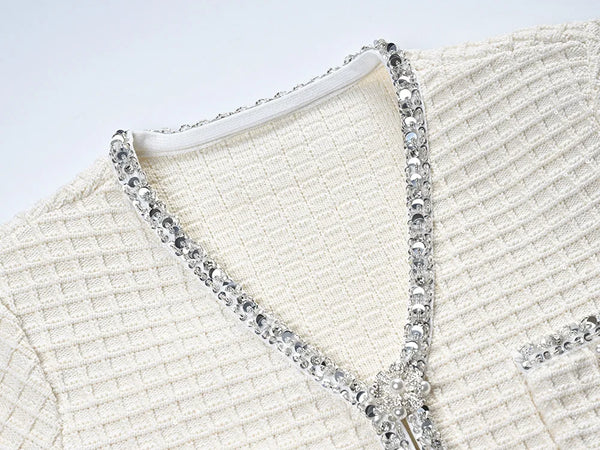 Cardigan décontracté d'hiver automne 2025 pour femmes, pull tricoté avec col en V, manches longues, strass et simple boutonnage.