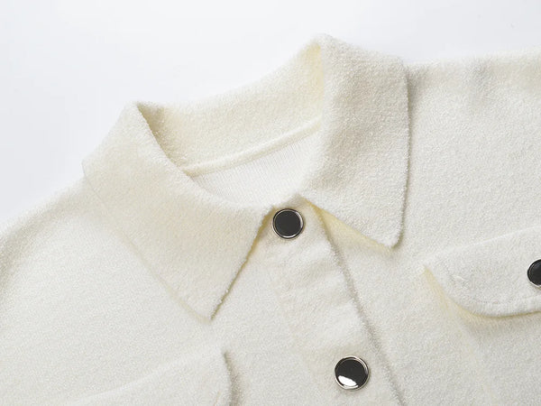 Cardigan en maille pour femme, style décontracté, collection 2026, col rabattu, manches longues, simple boutonnage, ourlet patchwork denim.